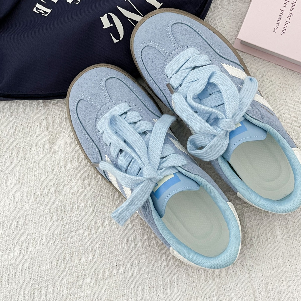Vintage-style sneakers for wom - Guipure Lace Panel recensie en prijs