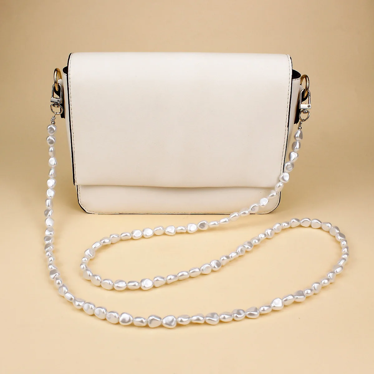 Mobile Phone Lanyard Luxury Pe - Pearl Trim Chain recensie en prijs