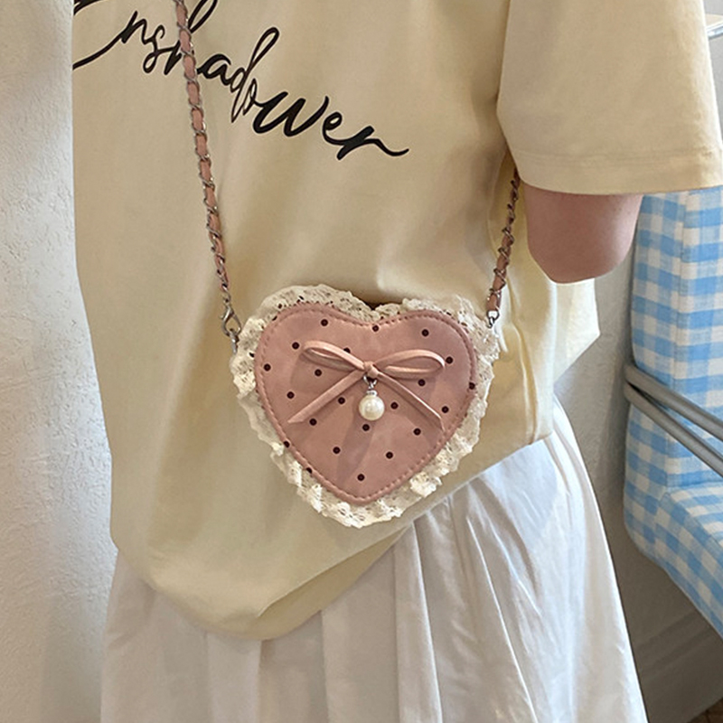 Red Heart Shaped Crossbody Bag - Pearl Trim Chain recensie en prijs