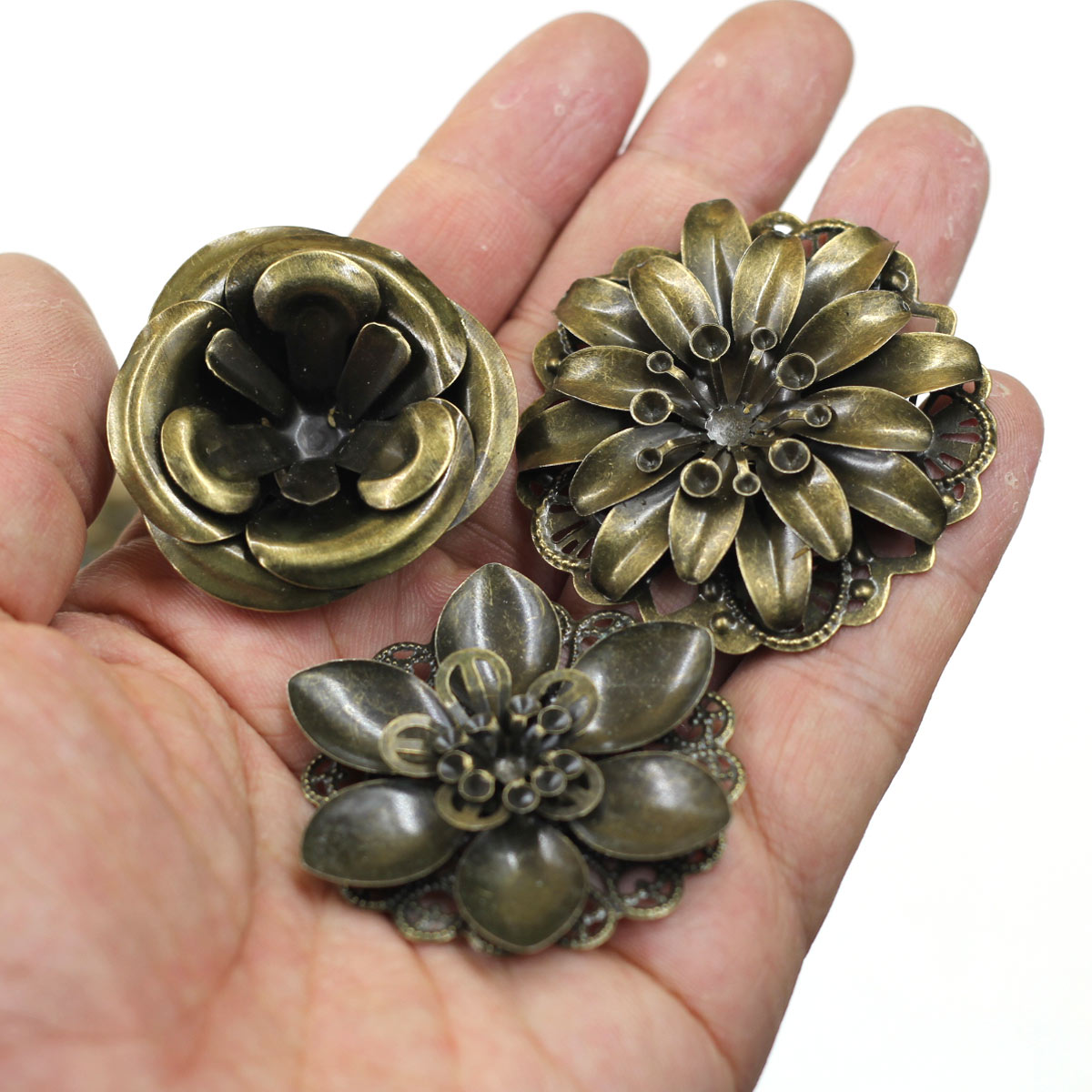 6Pcs Embellishments Combinatio - Embellish Craft recensie en prijs