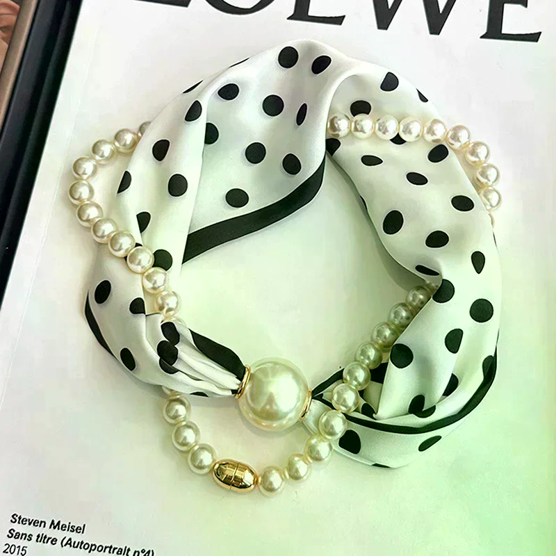 Magnetic Narrow Elegant Satins - Pearl Trim Chain recensie en prijs