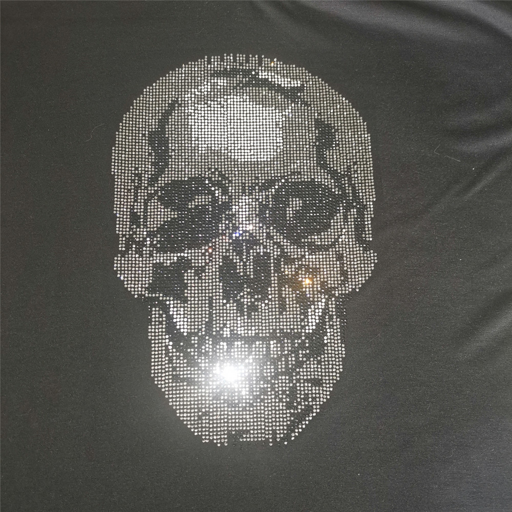 Skull Patch,Iron On Transfers  - Hotfix Rhinestone Sheet recensie en prijs